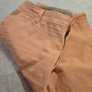 Men's Izod Saltwater Flat-Front Shorts | Salmon Peach | Size 36,‎ 10.5 Inseam